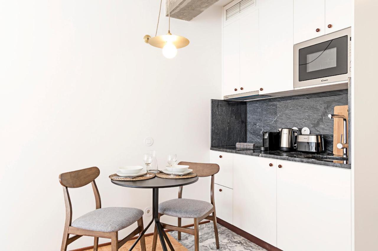 Ceuta Studio Apartments By Lovelystay 포르투 외부 사진