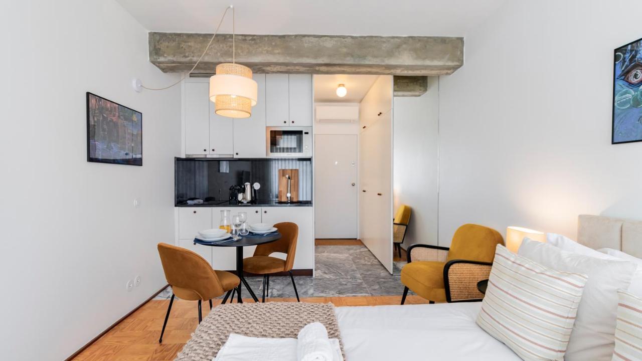 Ceuta Studio Apartments By Lovelystay 포르투 외부 사진