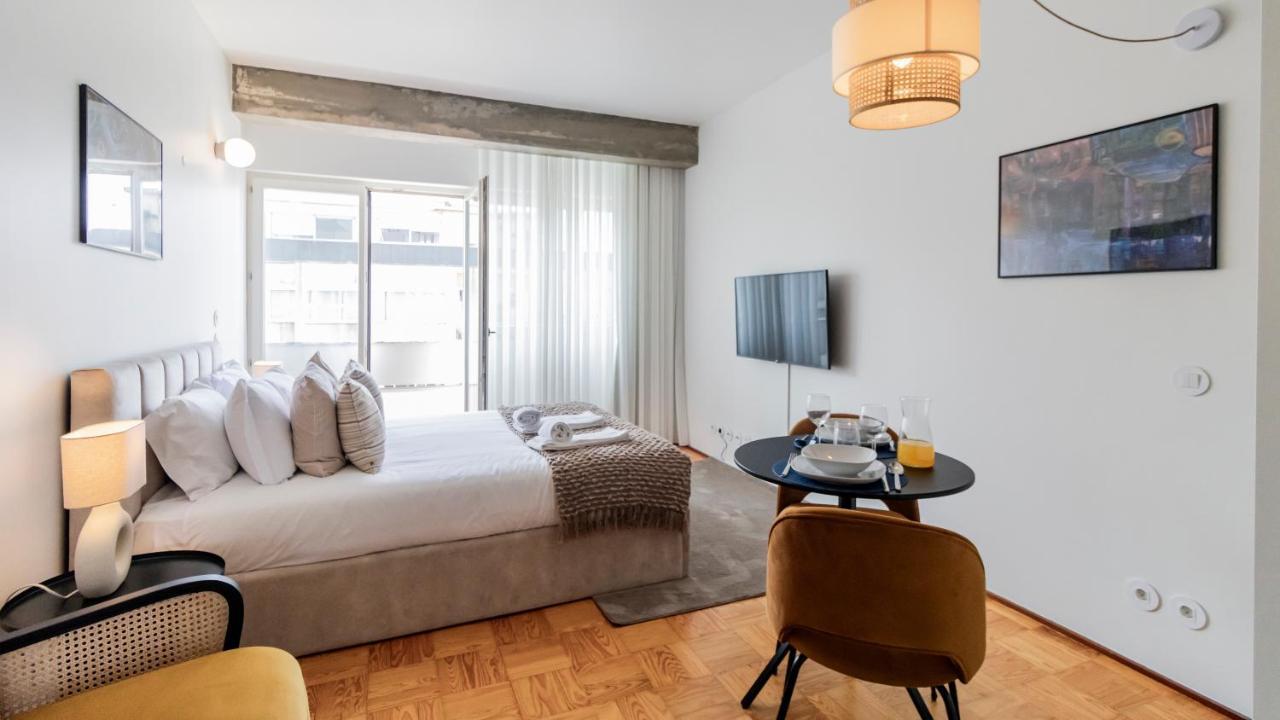Ceuta Studio Apartments By Lovelystay 포르투 외부 사진