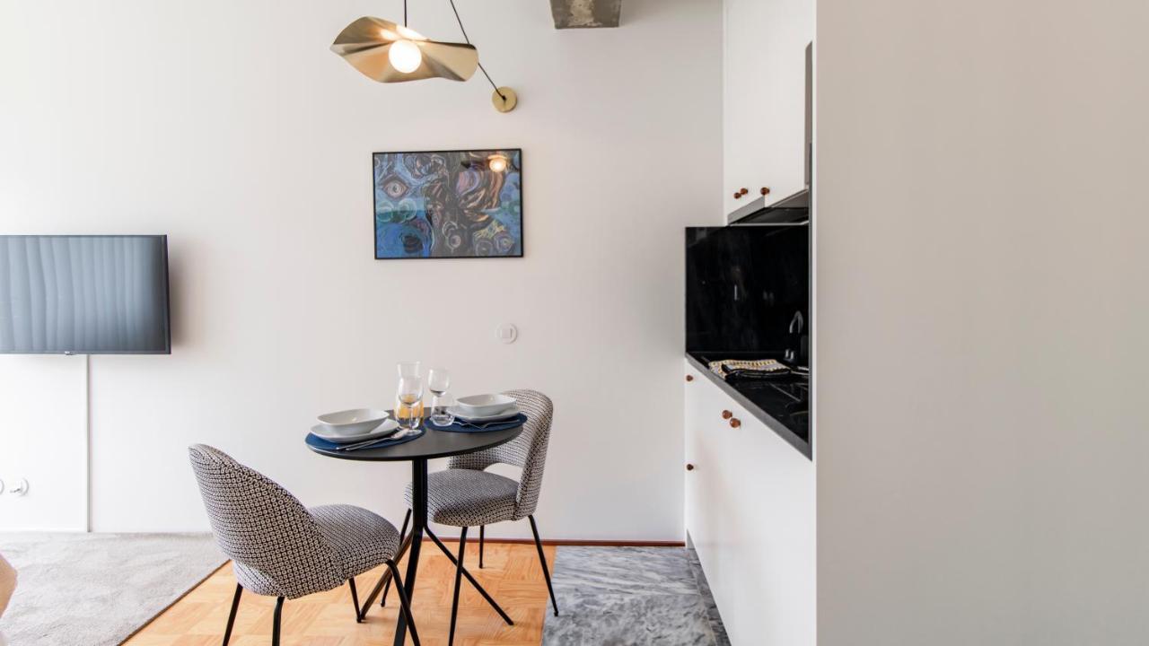 Ceuta Studio Apartments By Lovelystay 포르투 외부 사진