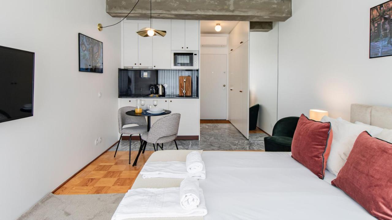 Ceuta Studio Apartments By Lovelystay 포르투 외부 사진